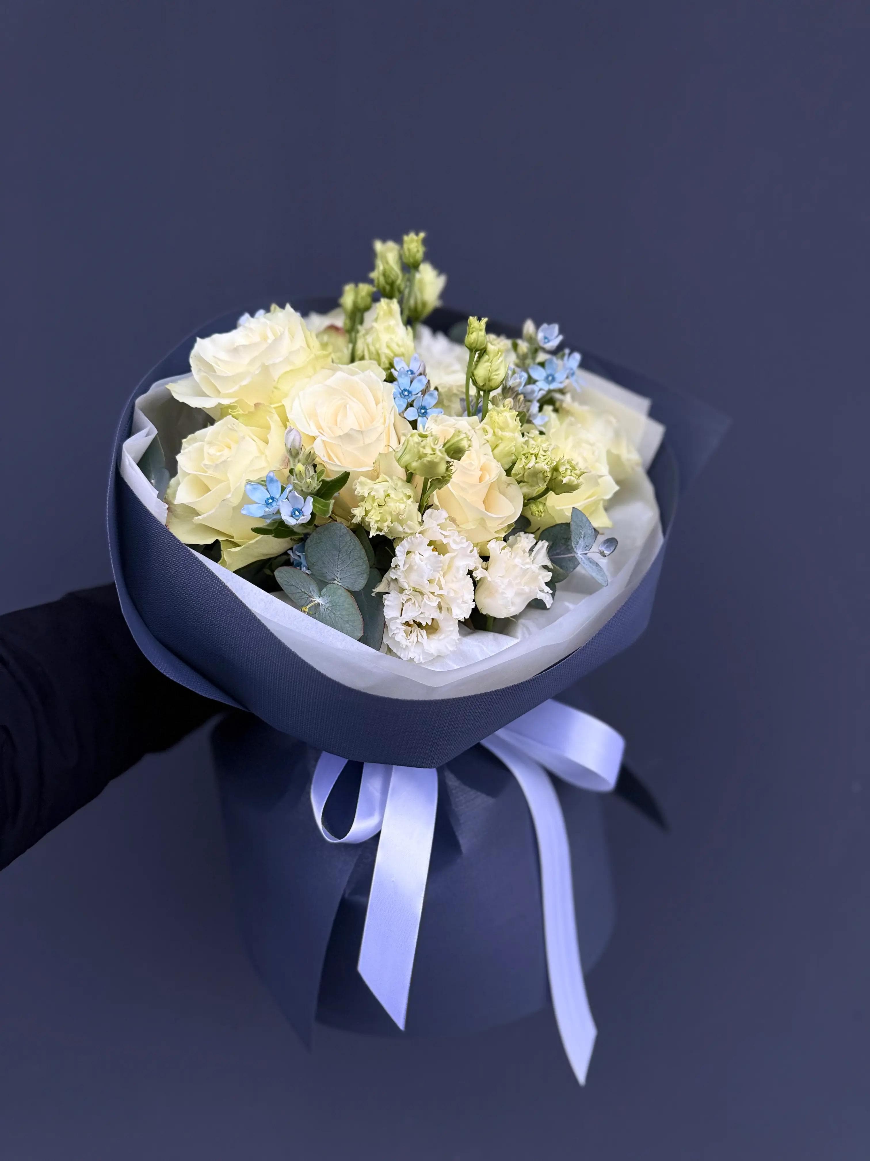 Букет "Квітковий етюд" - зображення 1